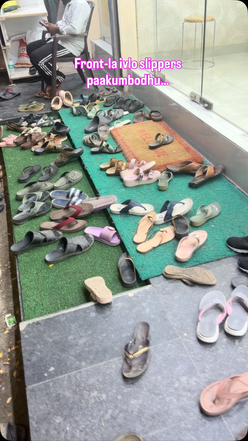 Front-la ivlo slippers paakumbodhu…
Manasukulla oru sandhosham varu...