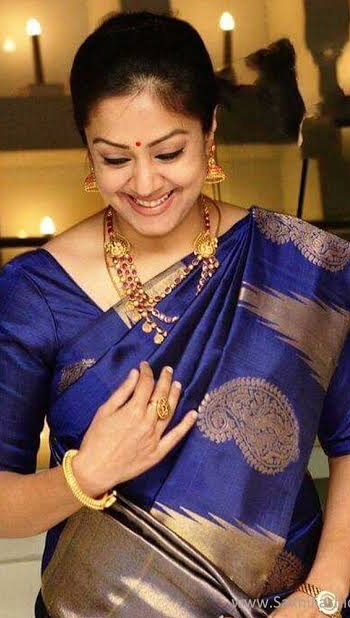 Intha saree varumnu naanga expect kooda pannala… aana ippo vandhudu...