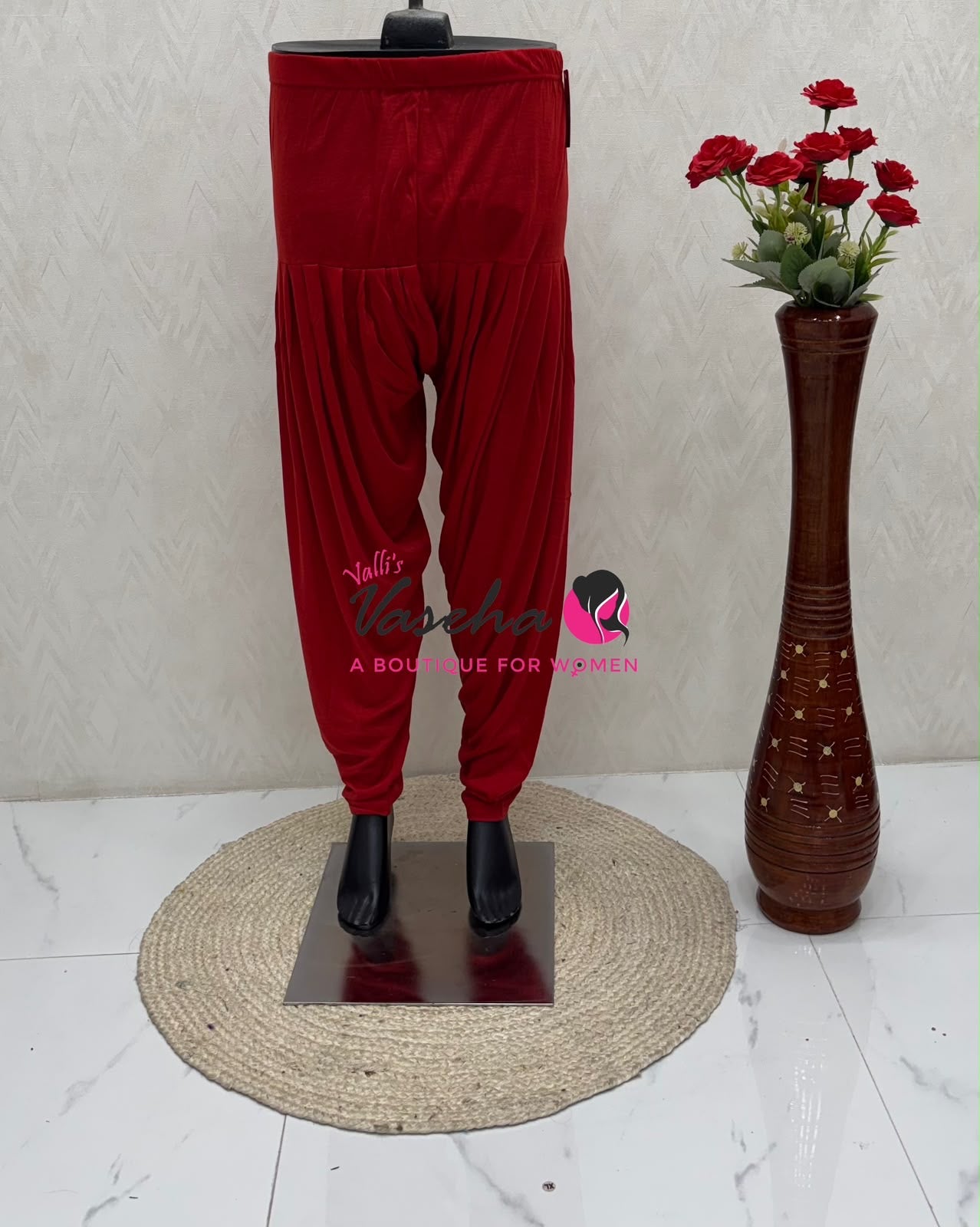 Bottoms:- Semi Patiyala / Palazzo