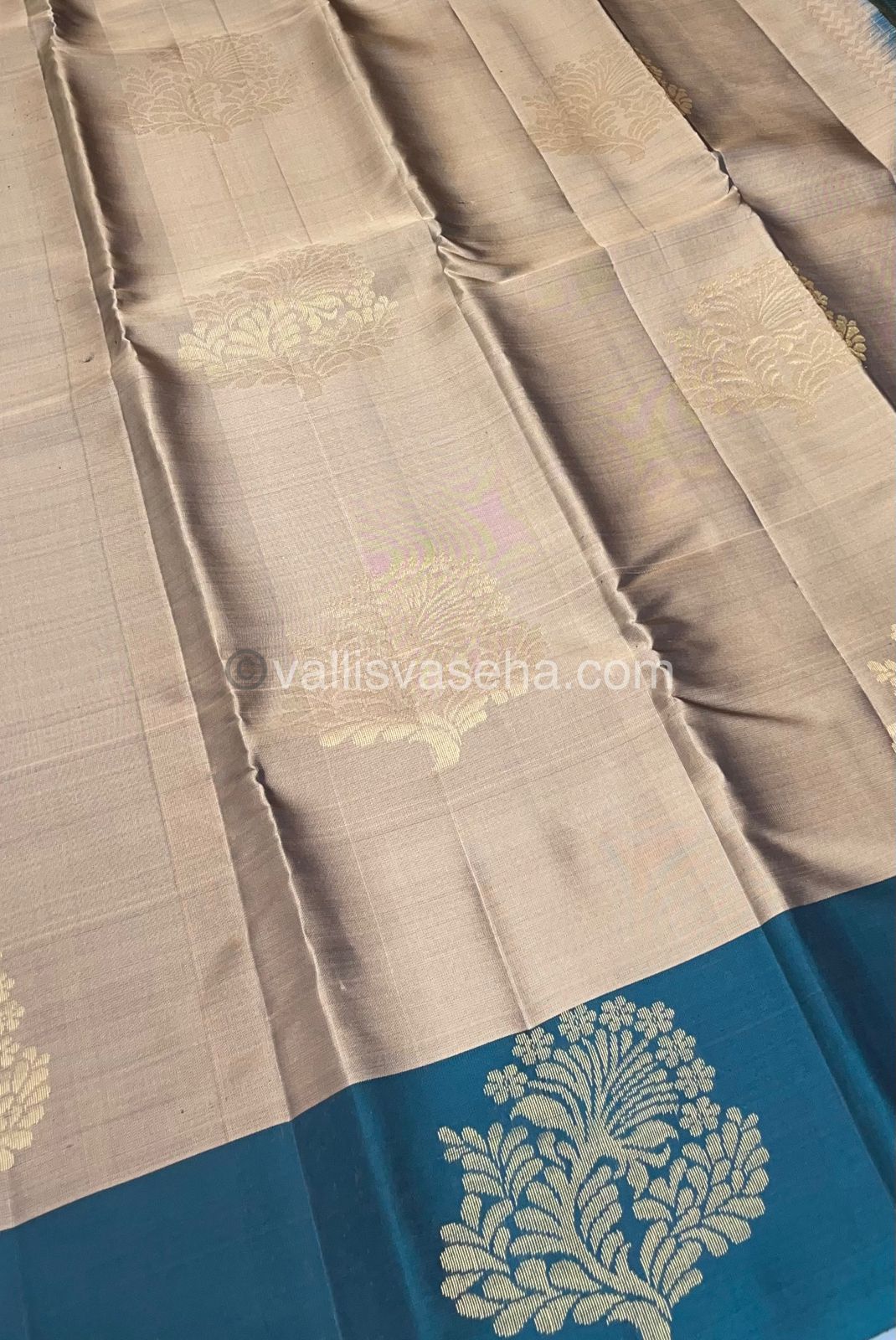 Half Mix - Pure Soft Silk Saree - VVPSS030