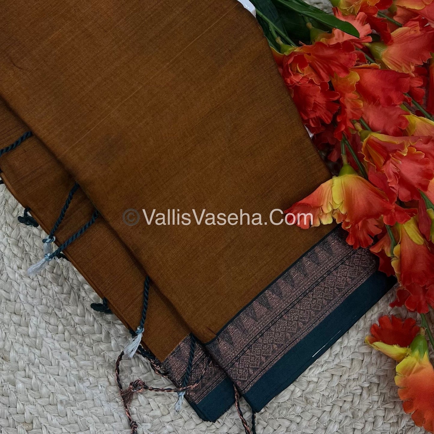Dhaka Cotton Saree - VVDCS002