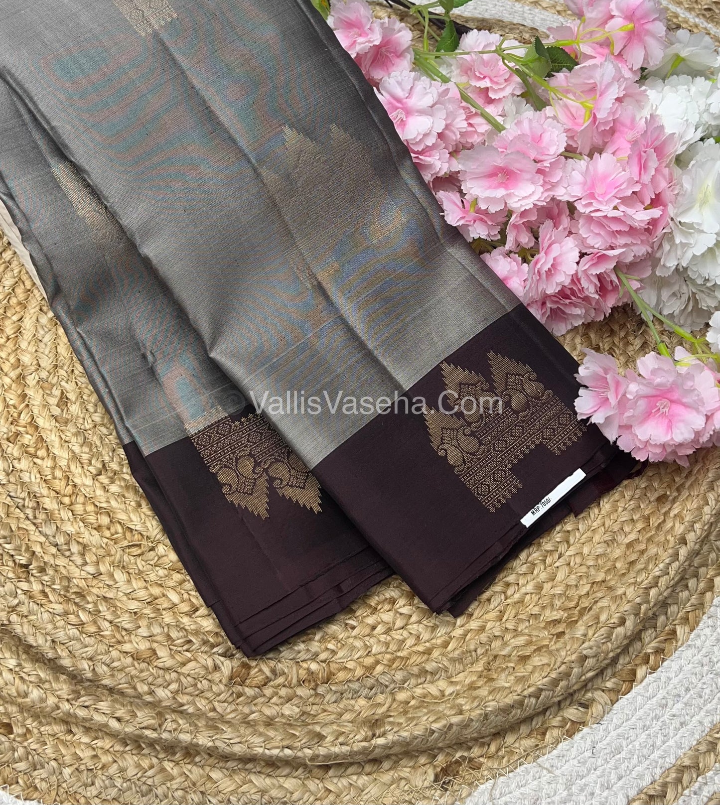 Half Mix - Pure Soft Silk Saree - VVPSS054