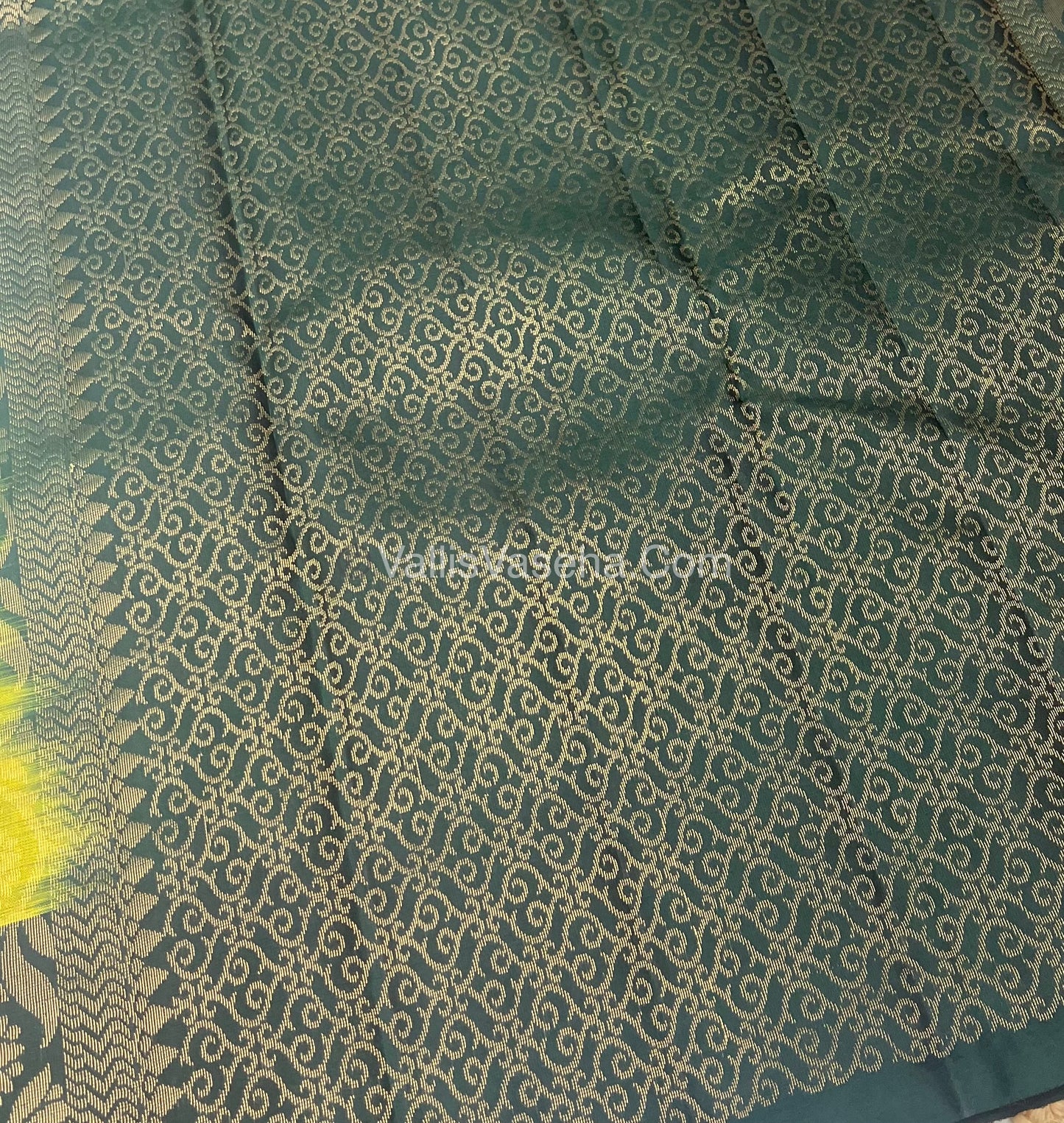 Half Mix - Pure Soft Silk Saree - VVPSS054