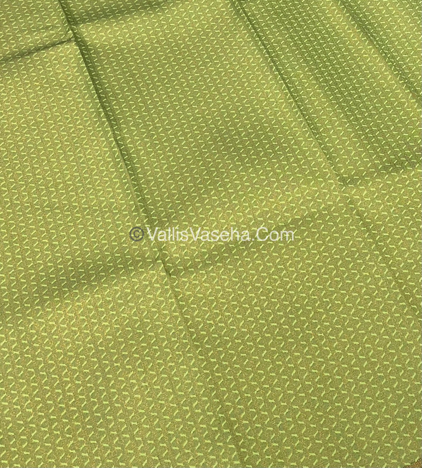Kanchi Semi Silk - Pink & Green - Mayil & Chakkaram design - VVKSS001