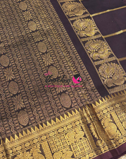 Pure Silk Cotton Saree - Mayil & Chakkaram Design - Peach With Brown  Shade -VVMC003
