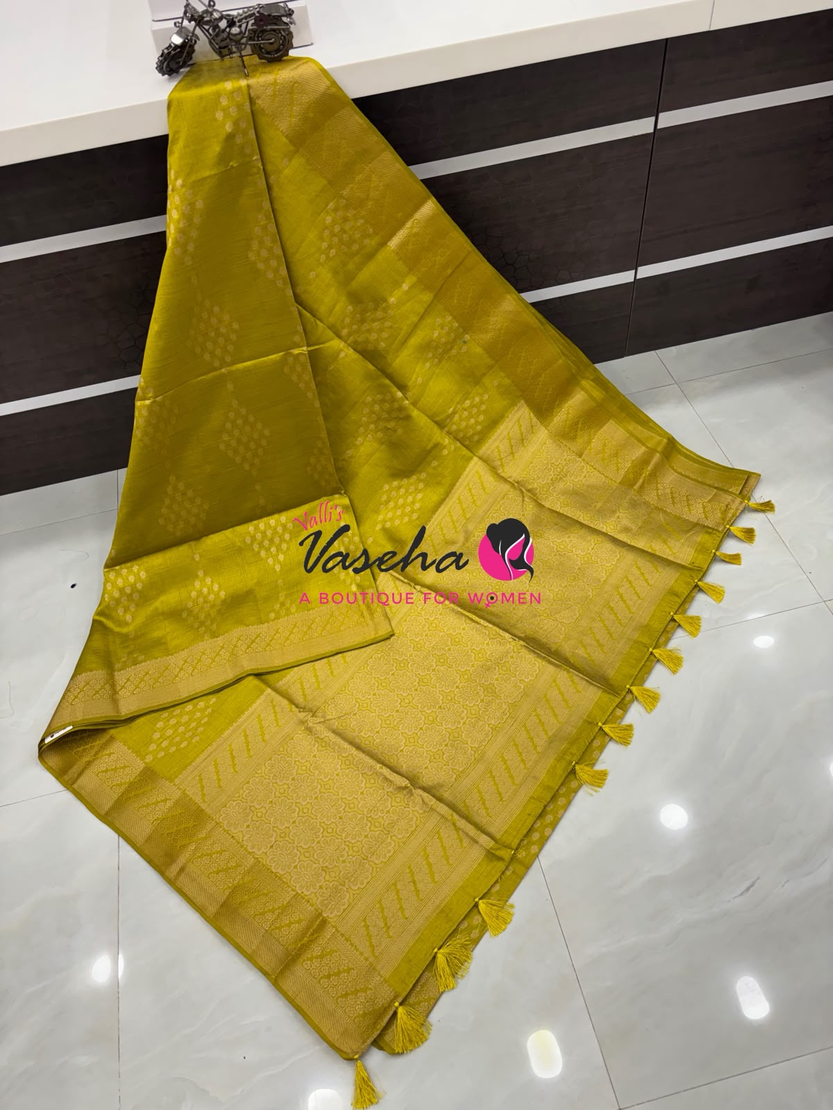 Semi Tussar Silk - Grand Pallu  - Lemon Green  Shade - VVSTS071
