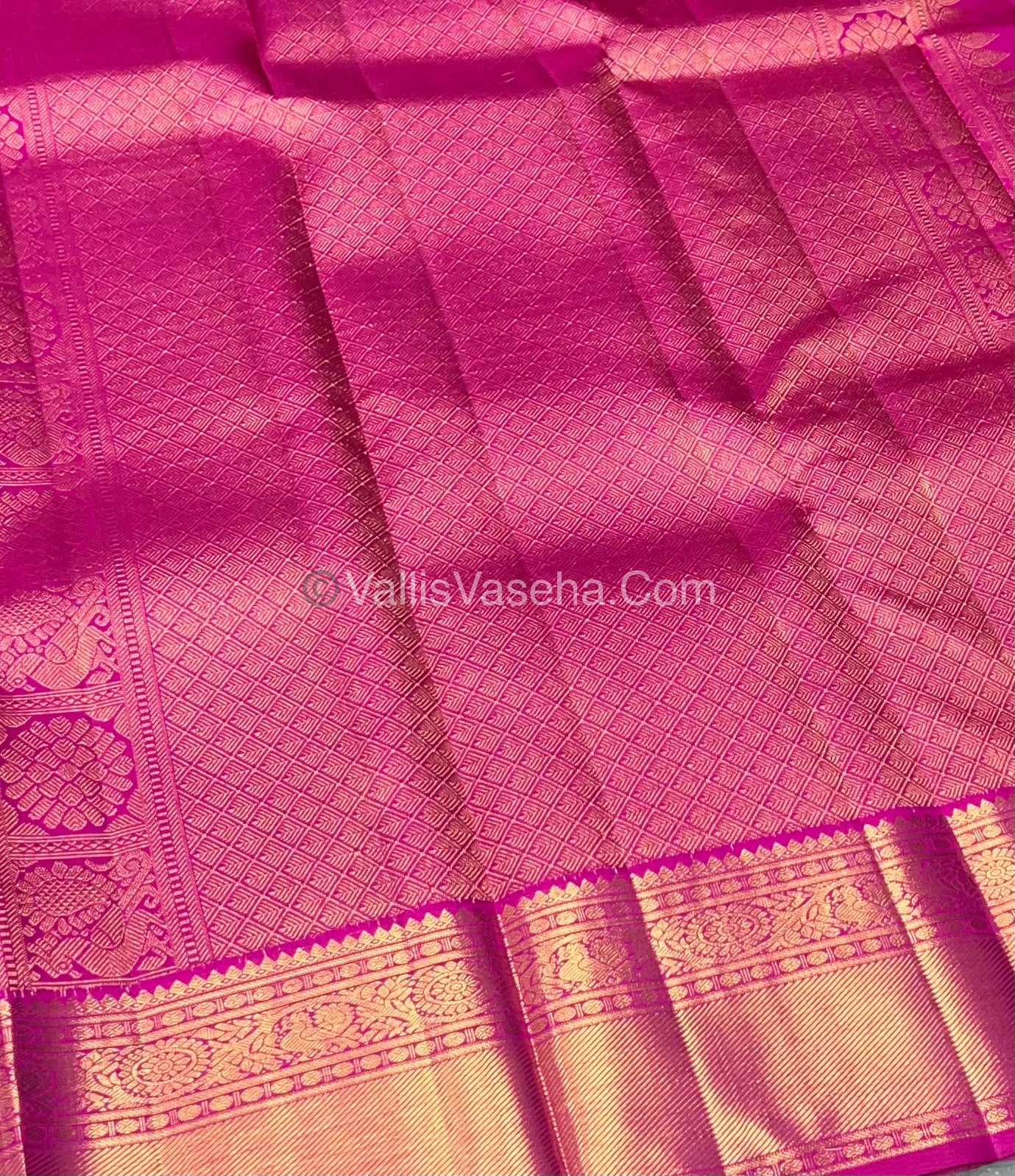 Pure Kanchipuram Silk Saree - Peachish Pink & Pink Shade - VVPS014
