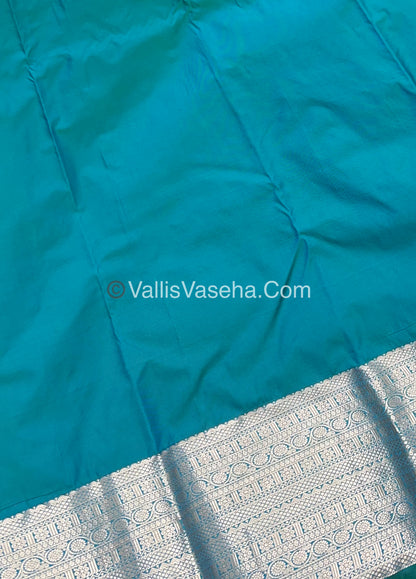 Semi Kanchipuram Silk - Vairavoosi Pattern  - VVSKS001