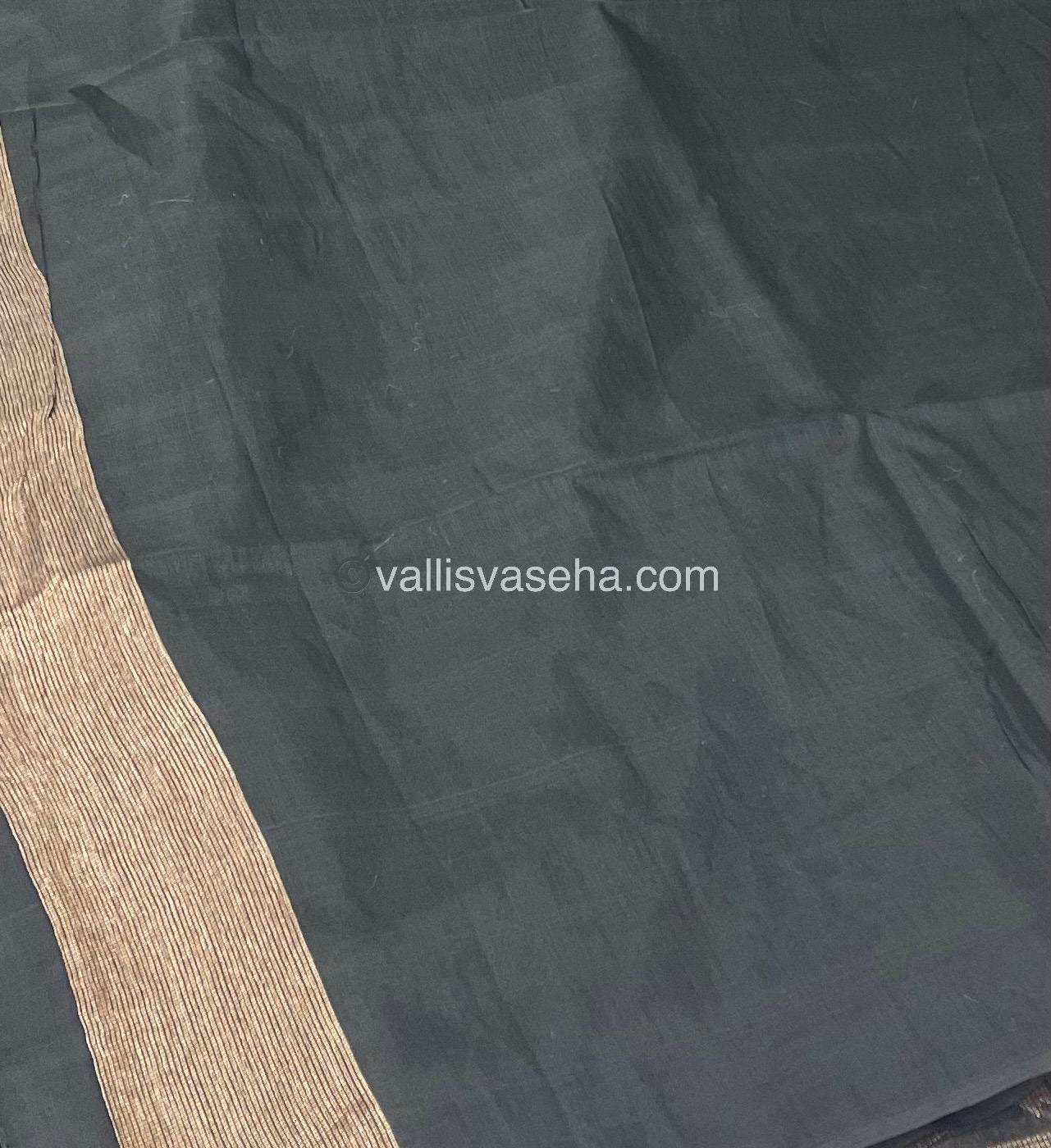 Semi Raw Silk with Jamdhani Design Weaving with Tree Design Pallu - Black Shade - VVRS002