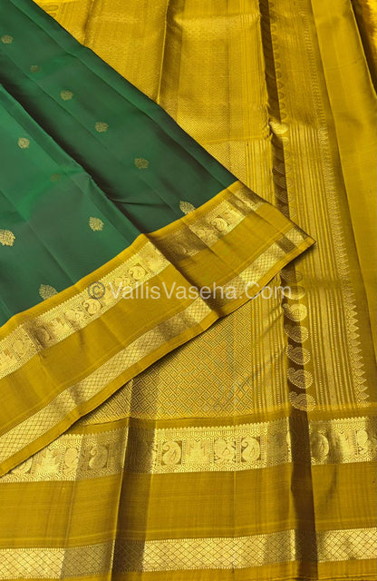 Pure Kanchipuram Silk Saree - Green & Mustard Yellow Shade  - VVPS022