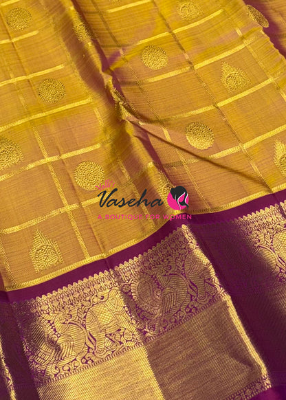 Pure Kanchipuram Silk Saree - Dual Tone Gold & Pink Combo - VVPS025