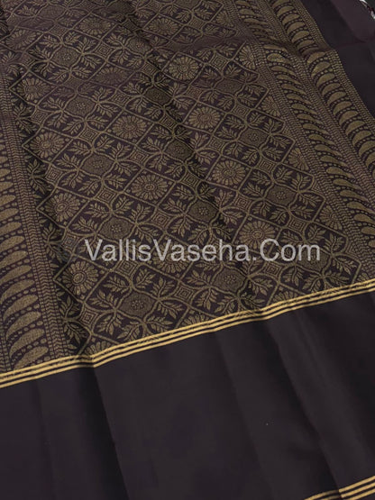 Half Mix - Pure Soft Silk Saree - Long Retta Petta Border with Butta - VVPSS075