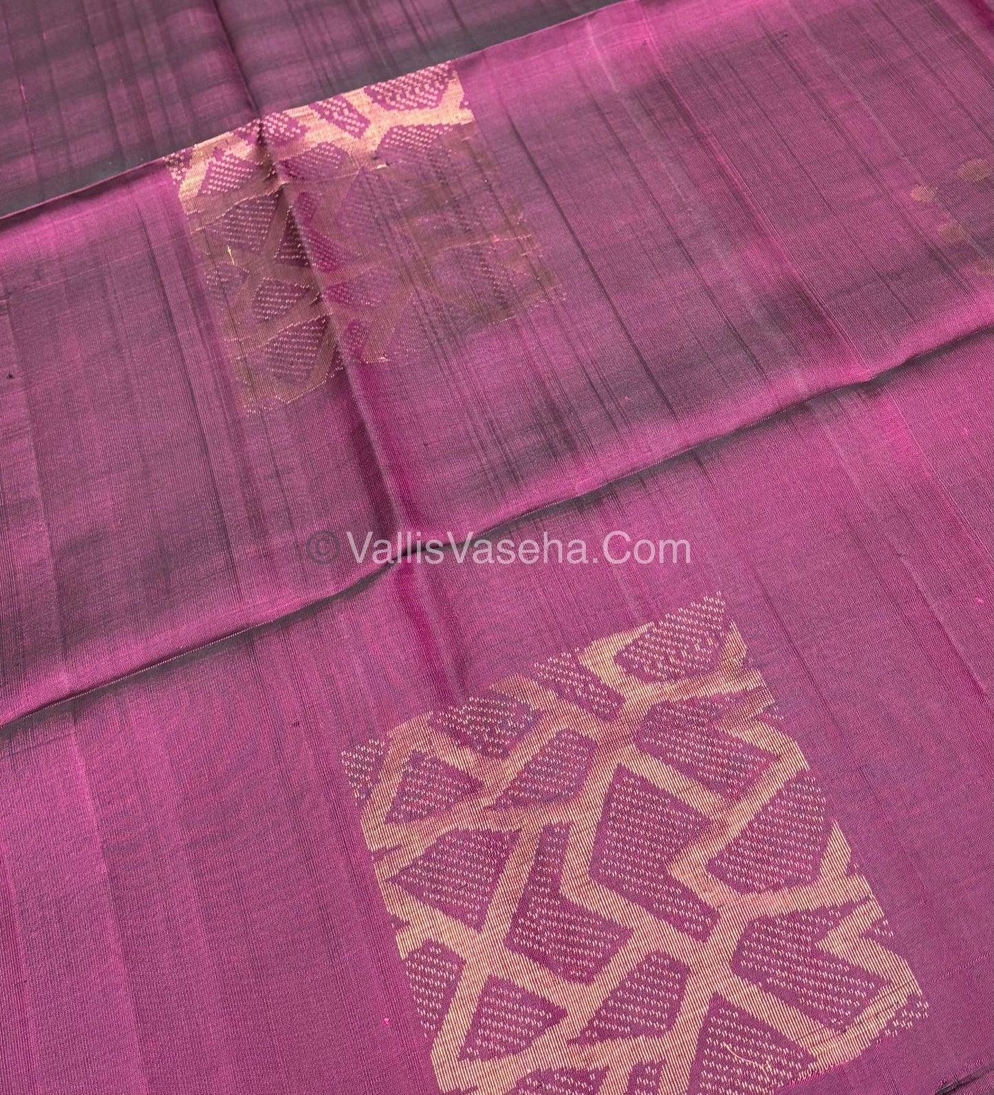 Pure Soft Silk Saree - Light weight - Borderless - Dark Purple - VVPSS027
