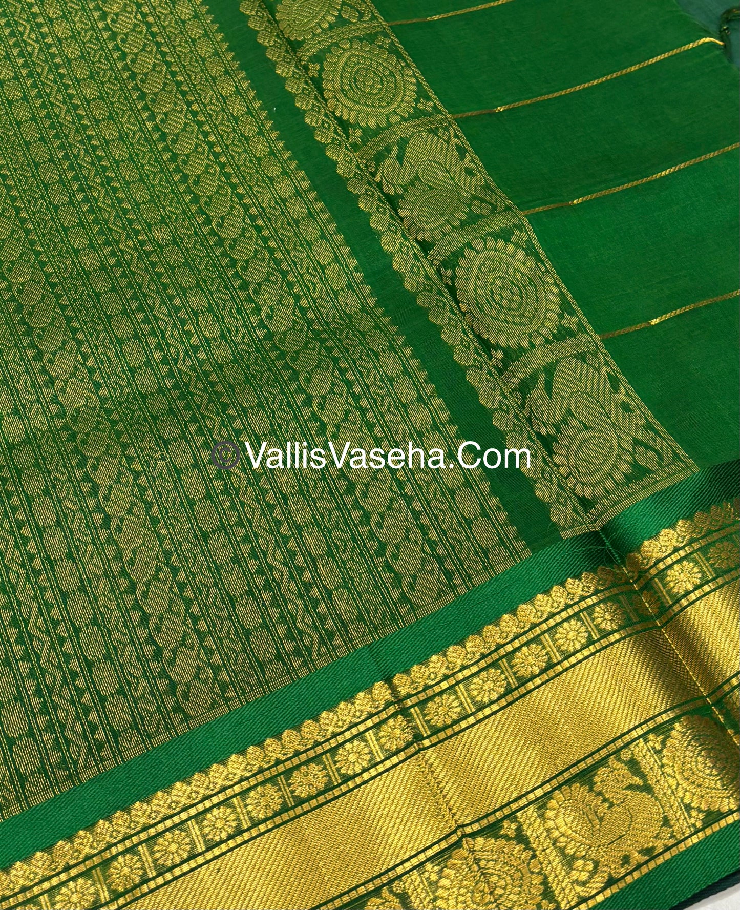 Pure Silk Cotton Saree - Mayil & Chakkaram Design - Lavender With Green Shade - VVMC001