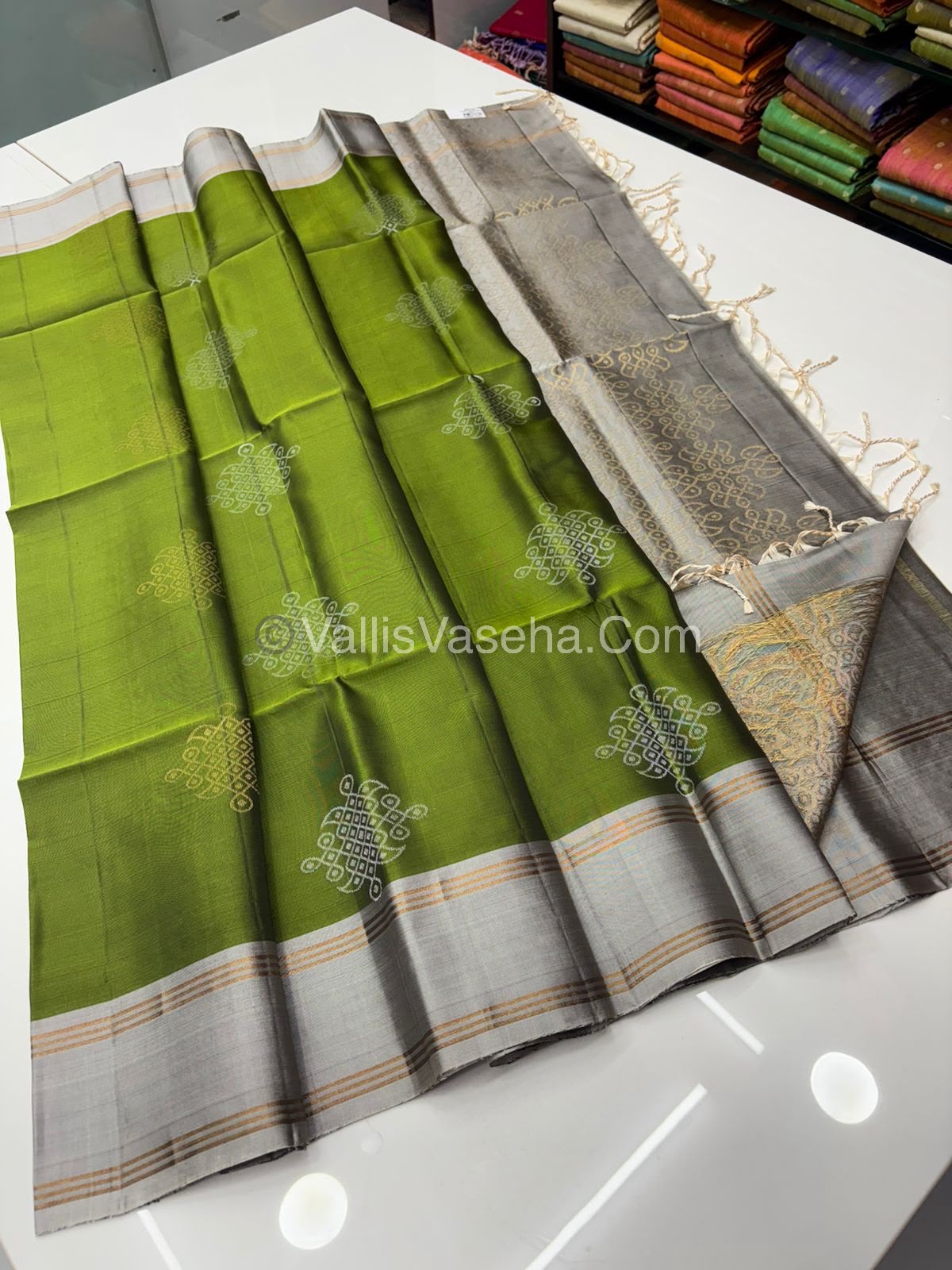Pure Soft Silk Saree - (1.75 warp) Kolam Design - Shade Of Green & Grey Shade - VVPSS074