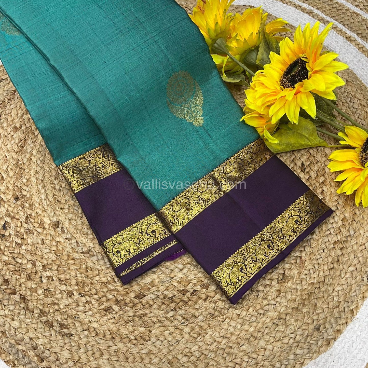 Pure Kanchipuram Silk Saree - Double tone Green with Wine Color mixed Purple Shade - Retta Petta Border - VVPS008