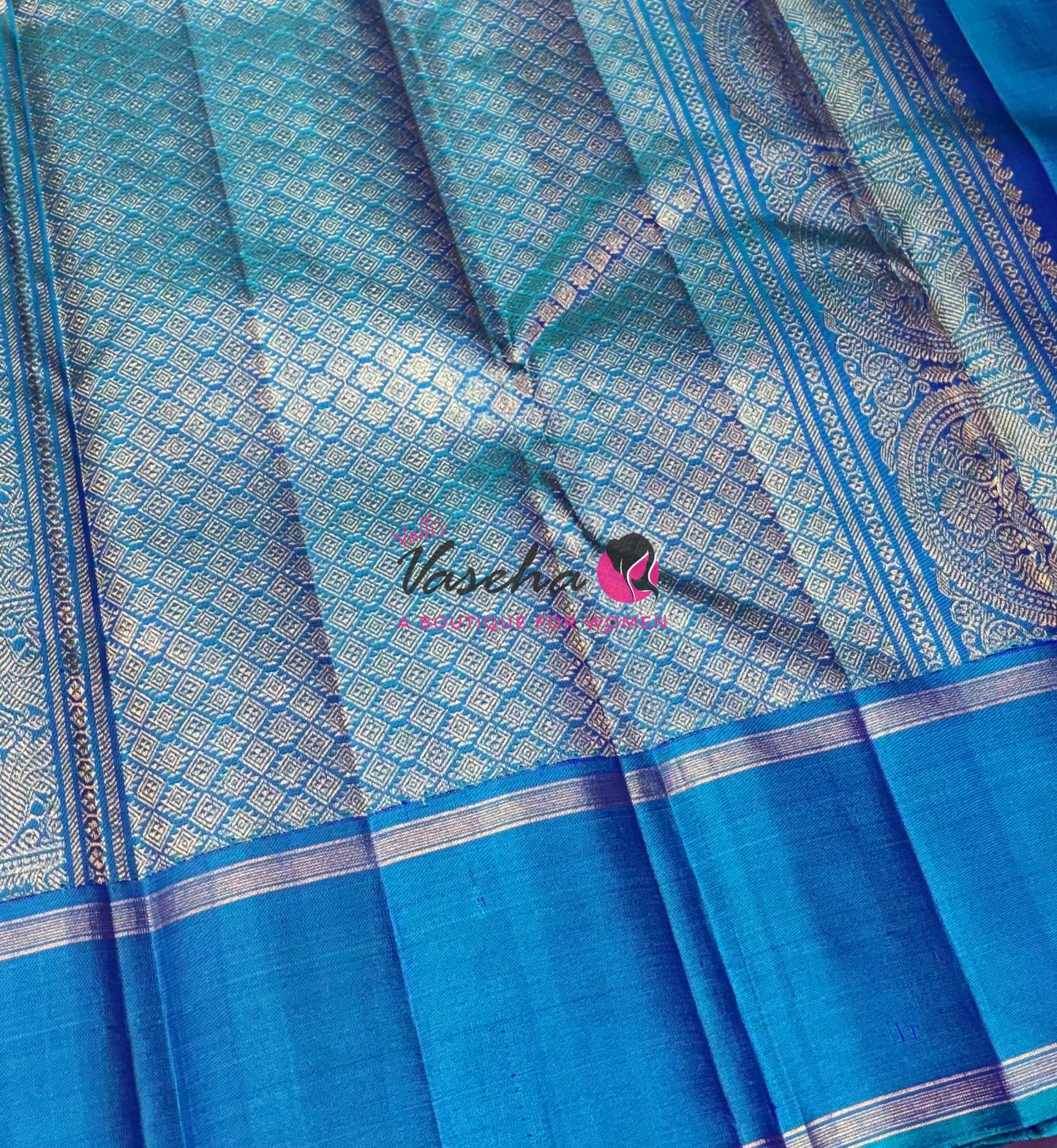 Pure Kanchipuram Silk Saree - Vairavoosi Design  - Blue & Blue Combo - VVPS014
