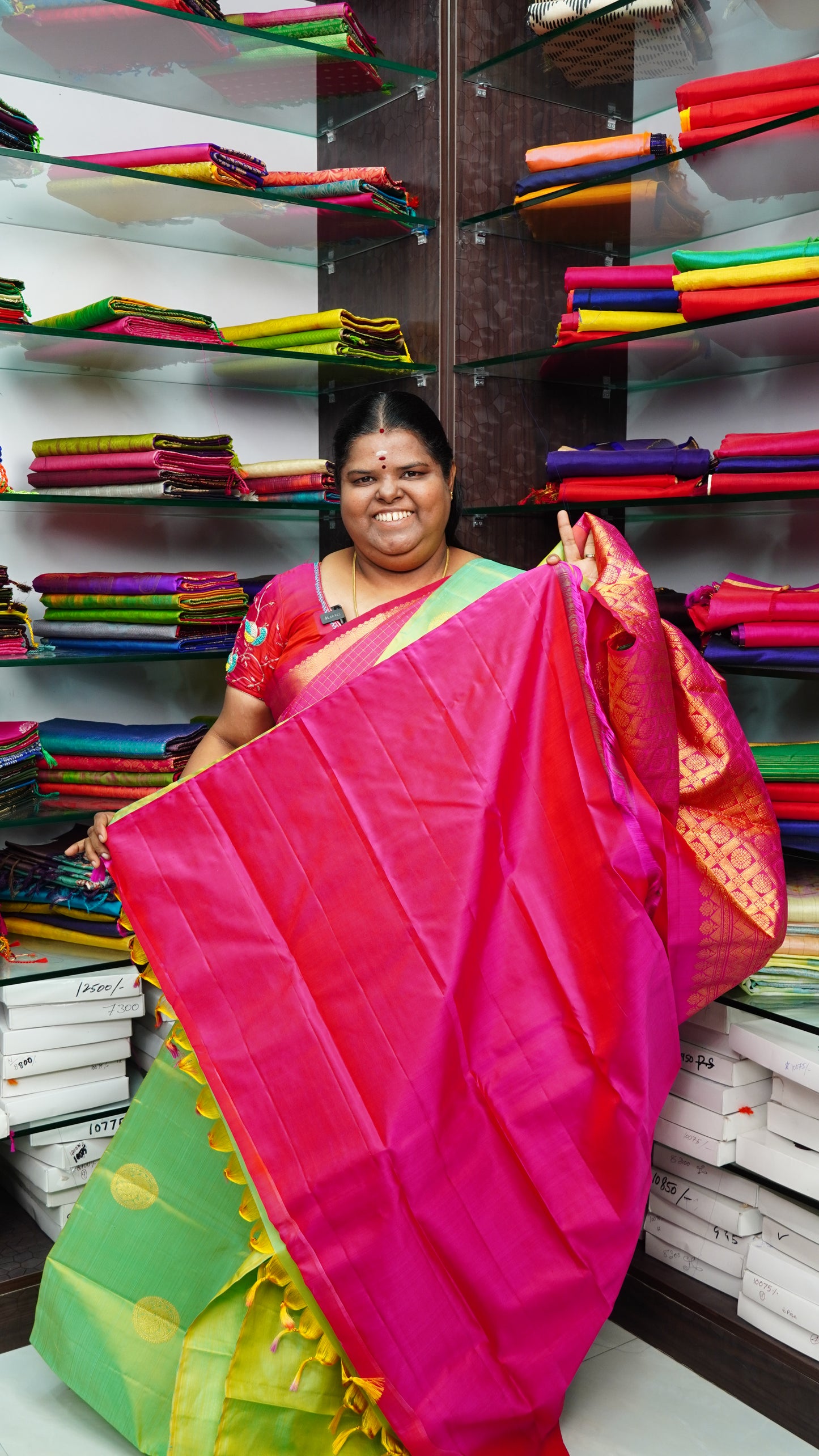 Pure Kanchipuram Silk Saree - Lemon Greenish Yellow with Pink - VVPS006