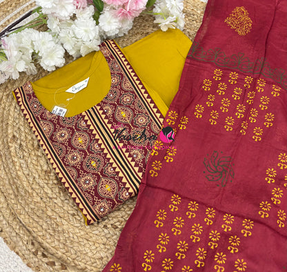 Ready Made - Salwar, Kameez & Duppatta(3pc)- Ajrakh Cotton Set - VVRMS022