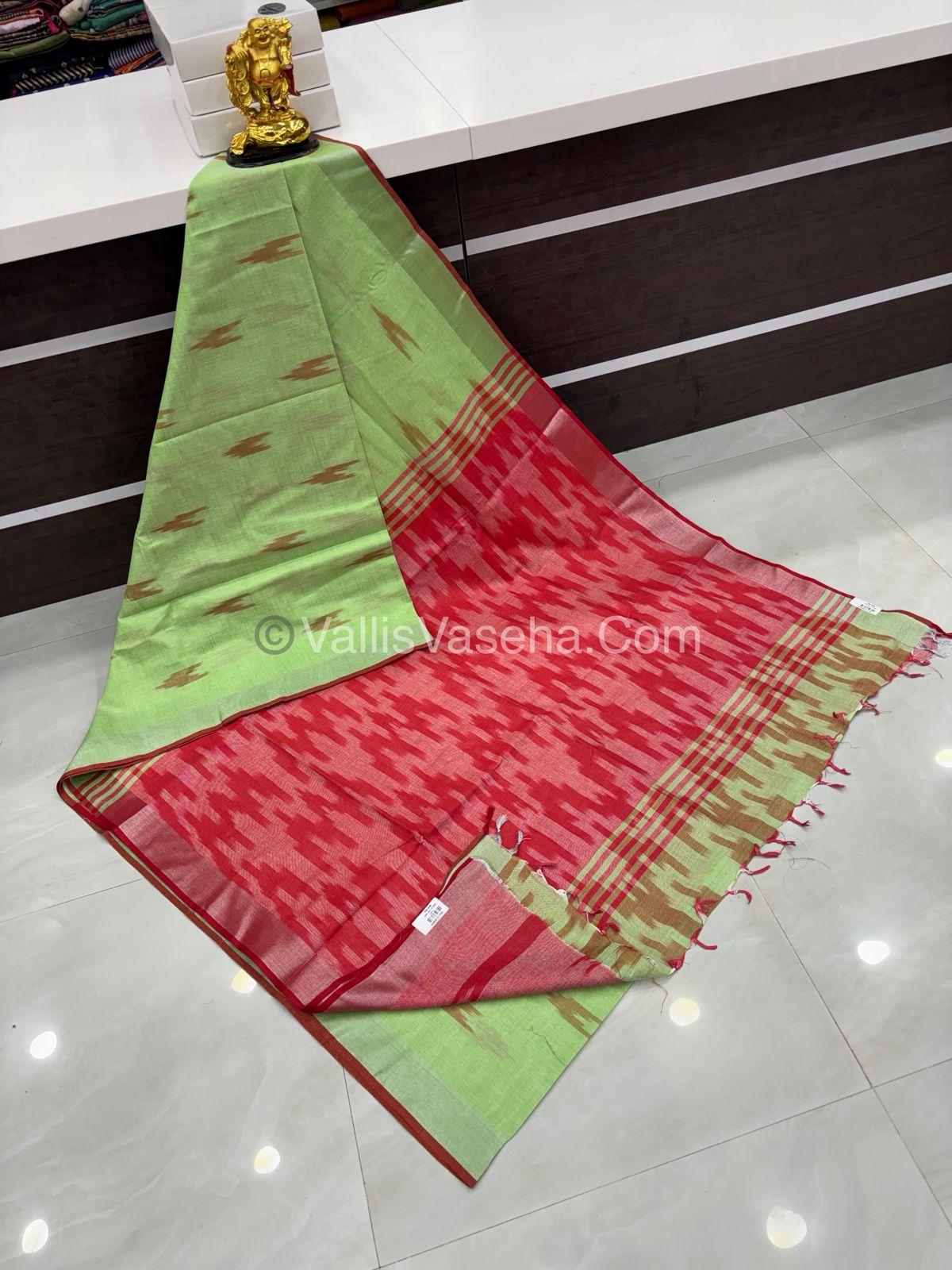 Bhagalpuri Linen Cotton Saree - Ikkat Print - Green With Red Shade - VVBLC001
