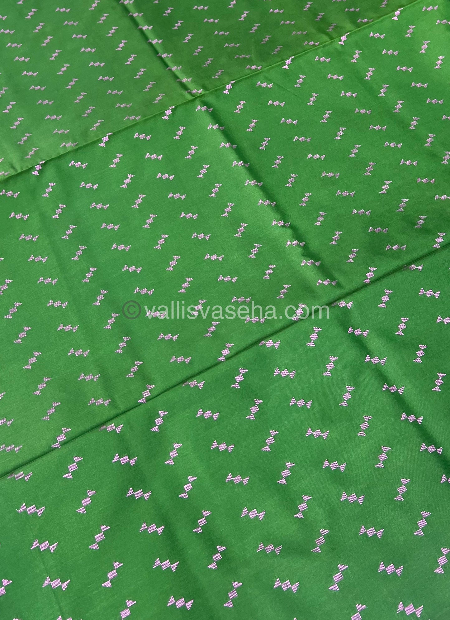 Semi Soft Silk - AAdi Sale 20% less - VVAADI20