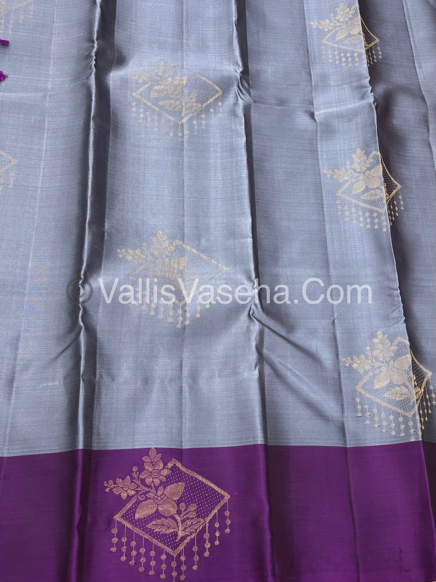 Half Mix - Pure Soft Silk Saree - VVPSS075