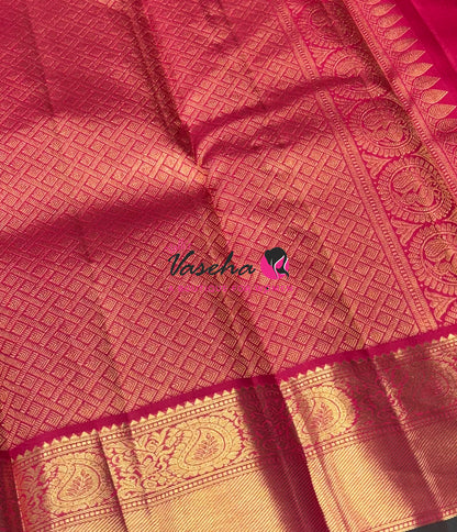 Pure Kanchipuram Silk Saree - Vairavoosi Design  - Pinkish Red Shade - VVPS059