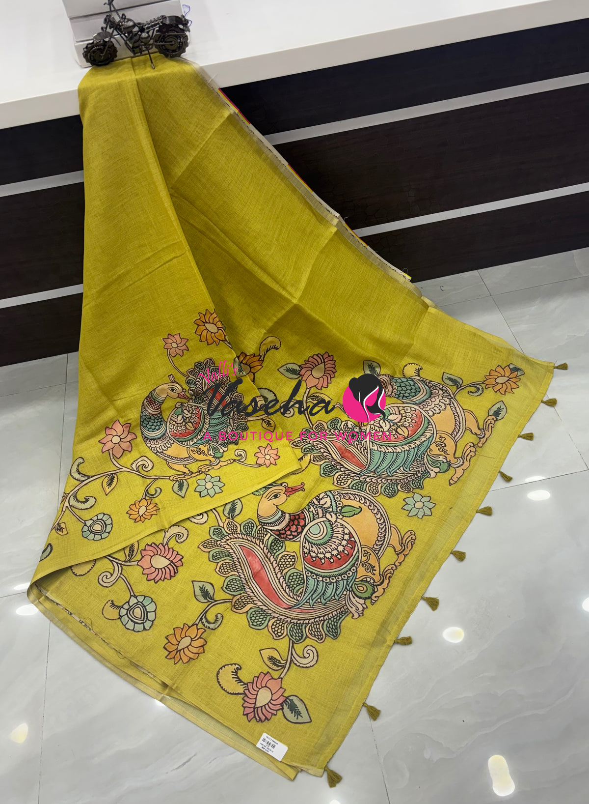 Linen Appliqué Work Saree - Lemon  Yellow Shade - VVLAS001