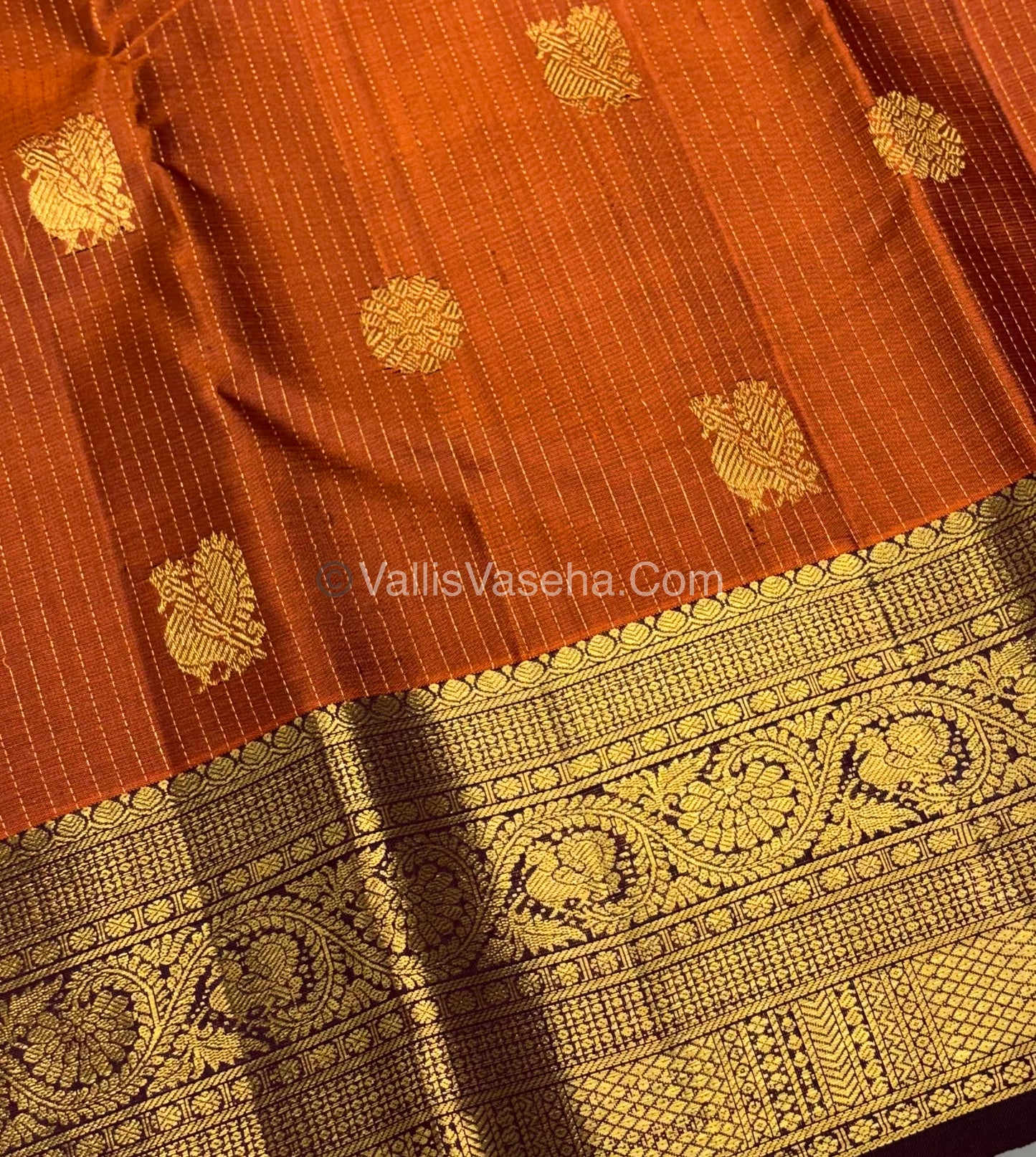 Pure Kanchipuram Silk Saree - Vaira Voosi design - Rust Orange & Wine Brown Shade - VVPS022