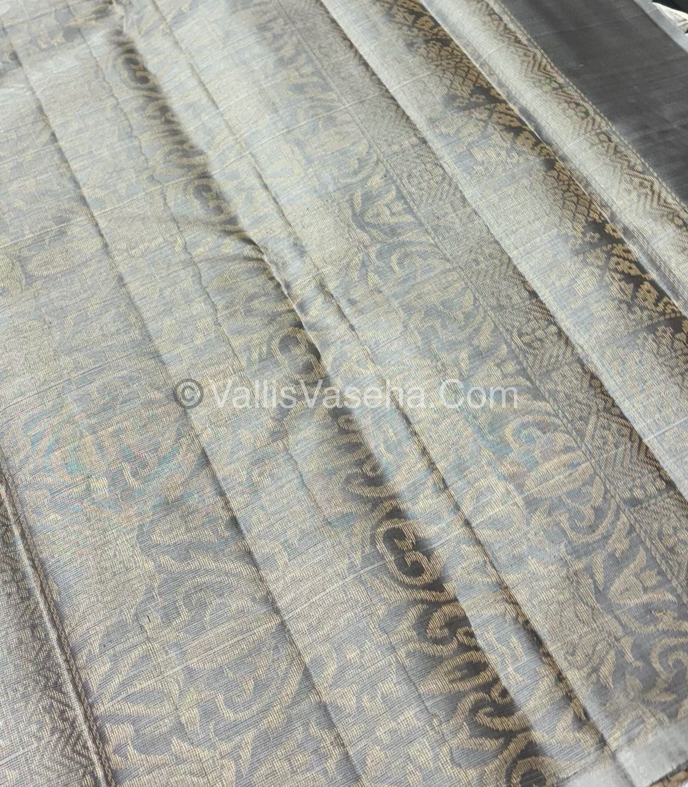 Half Mix - Pure Soft Silk Saree - VVPSS049