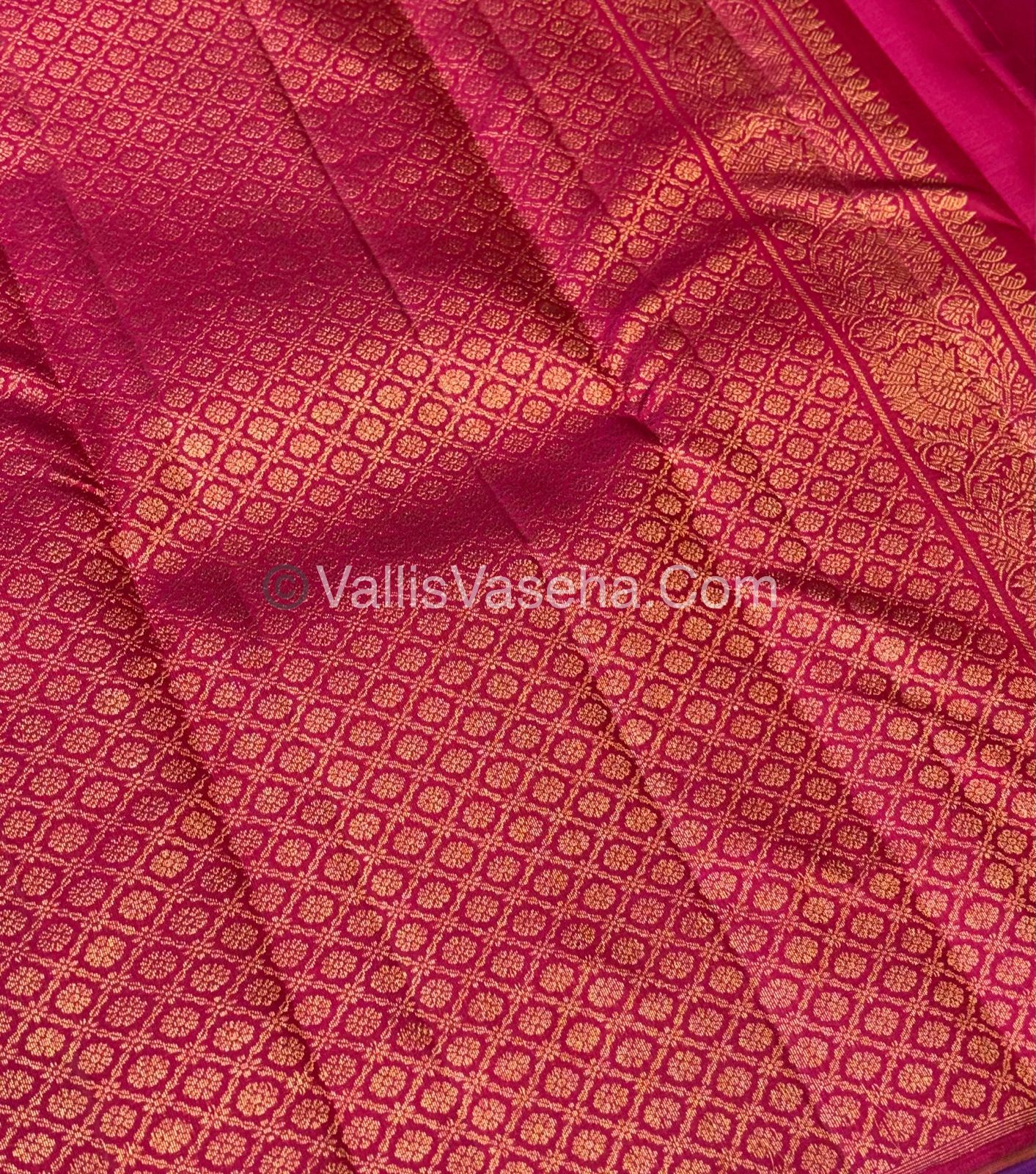 Pure Kanchipuram Silk Saree - Pazhum Pazhamum Checks - VVPS017