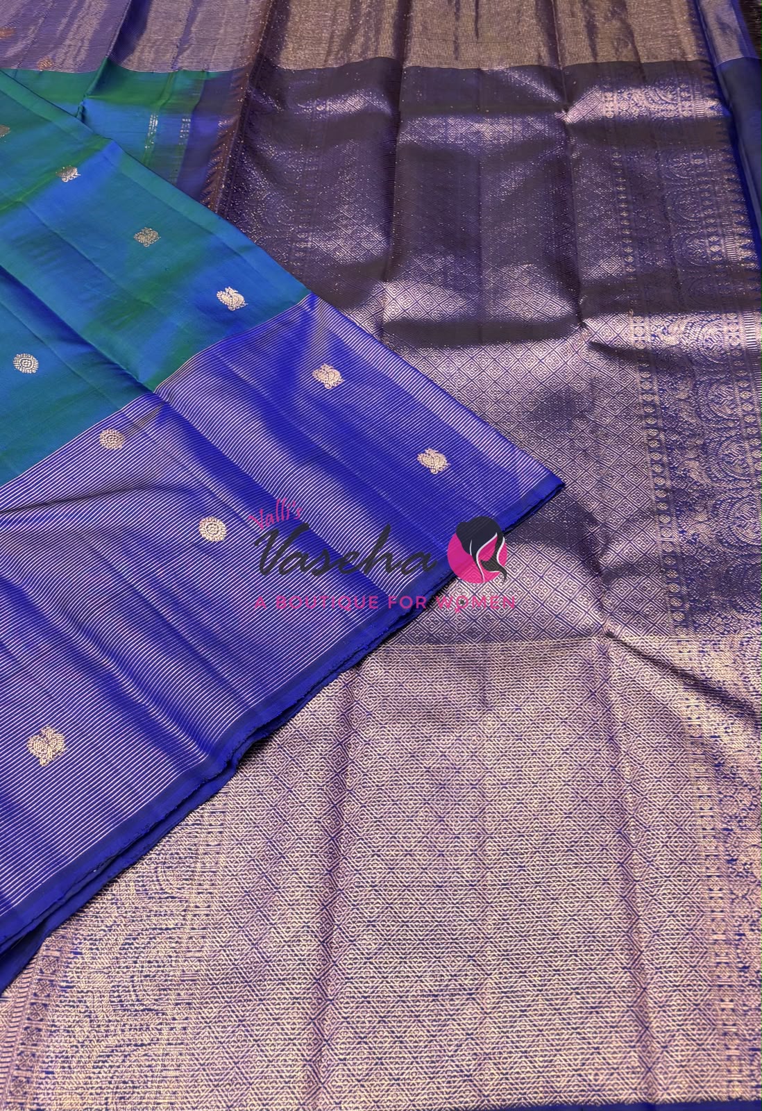 Pure Kanchipuram Silk Saree - Peacock Blue With Blue - VVPS052