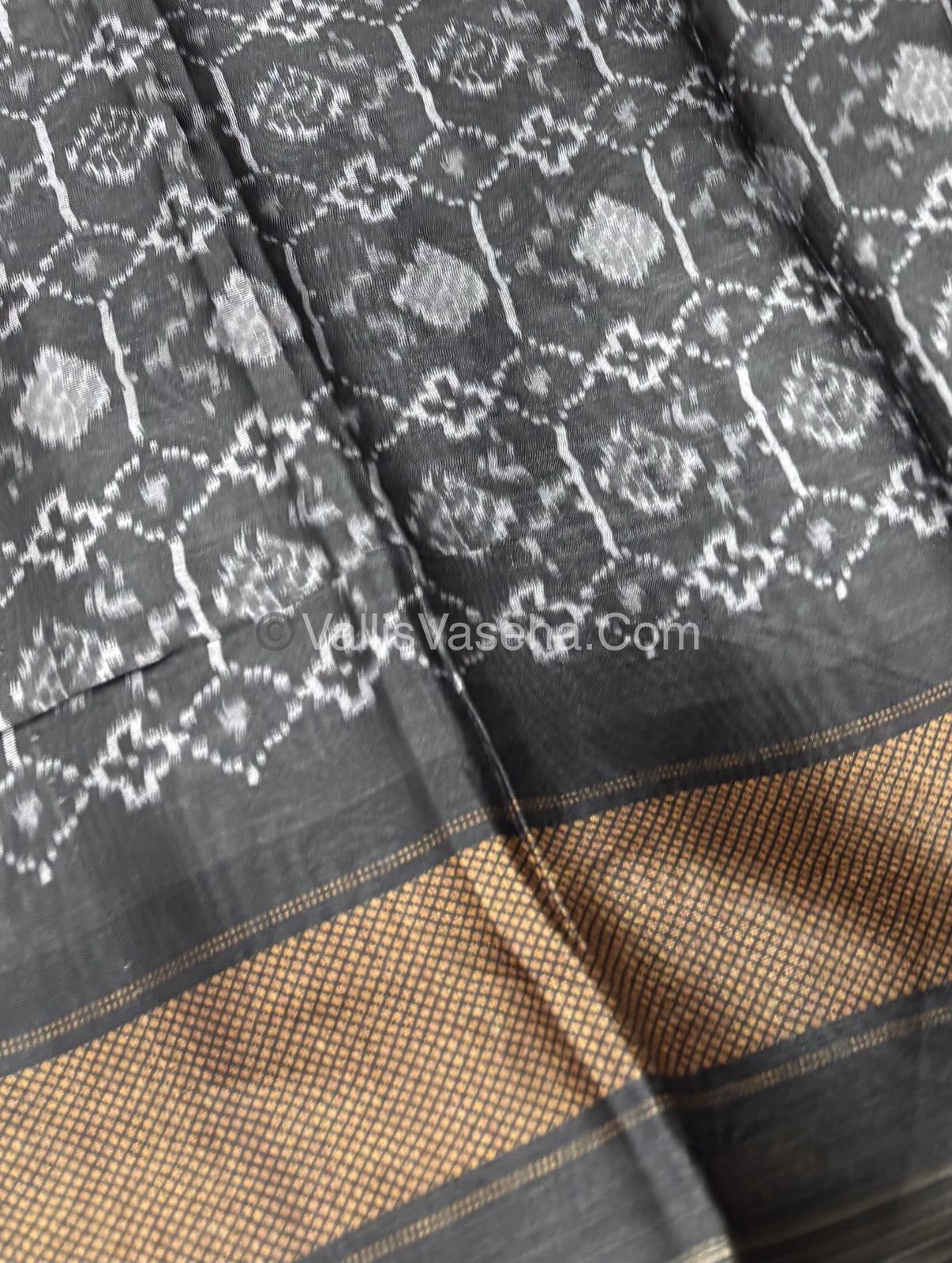 30% less - Offer Saree - Mixed Cotton Saree - VVDS002