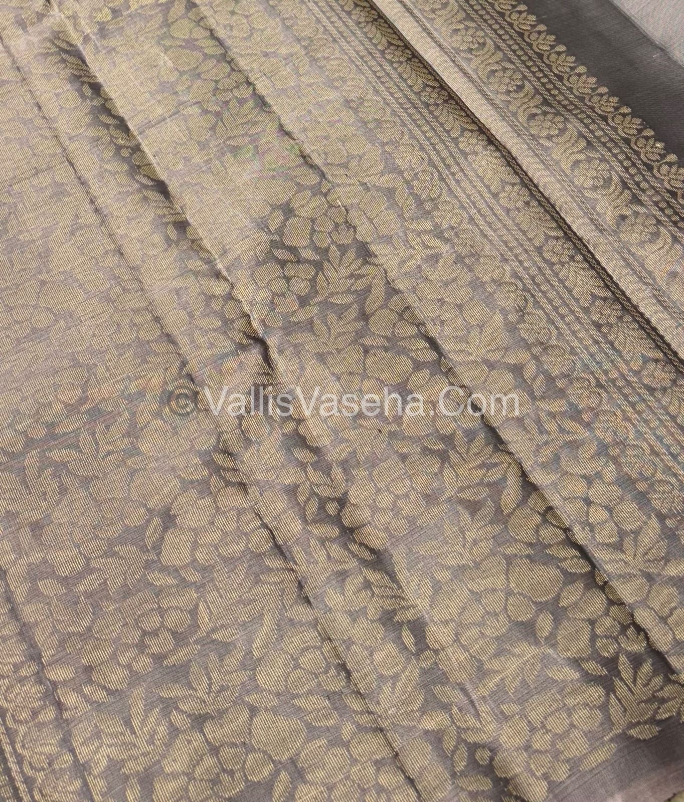 Half Mix - Pure Soft Silk Saree - VVPSS049