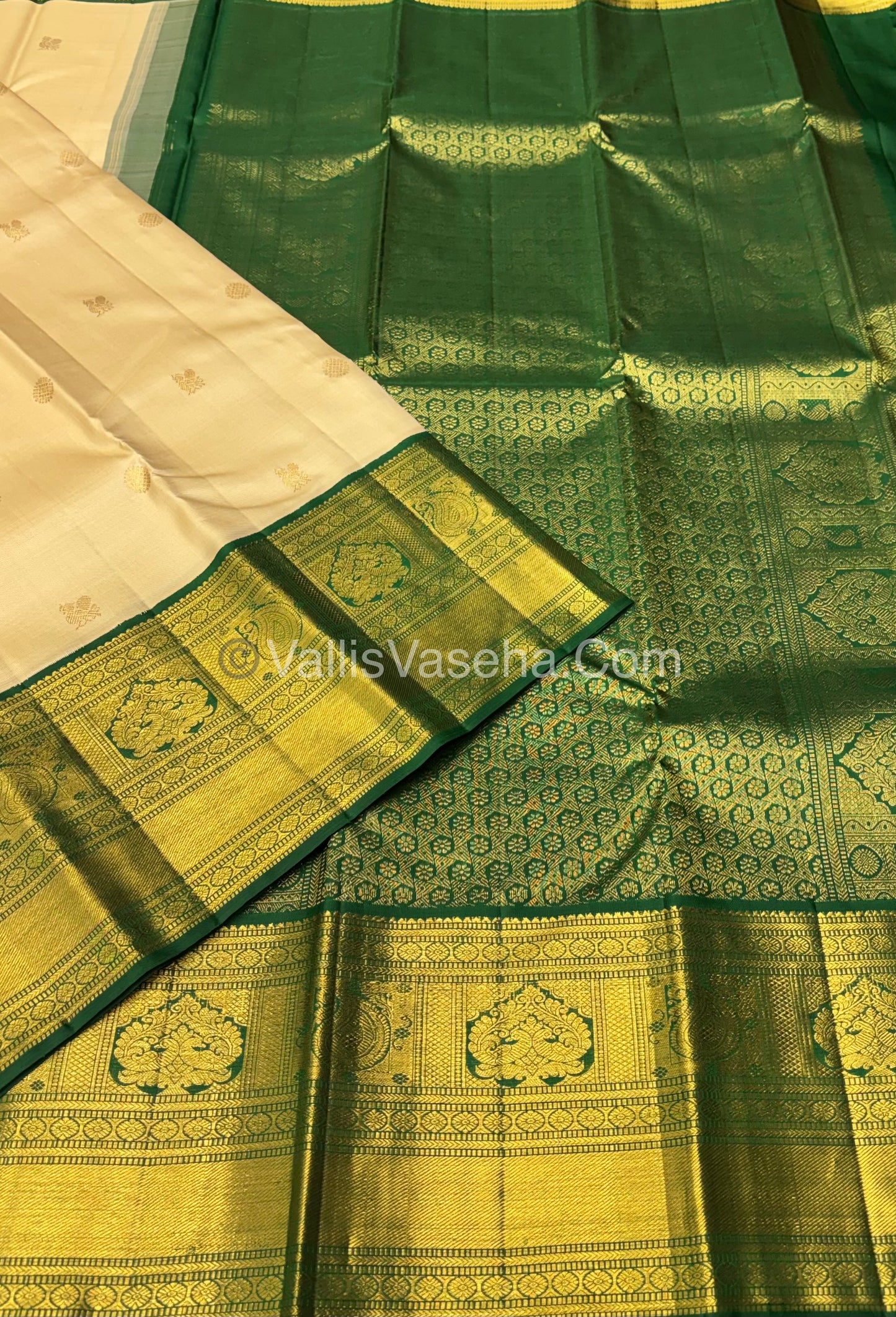 Pure Vintage Korvai Kanchipuram Silk Saree - Cream & Green Combo - VVPS022