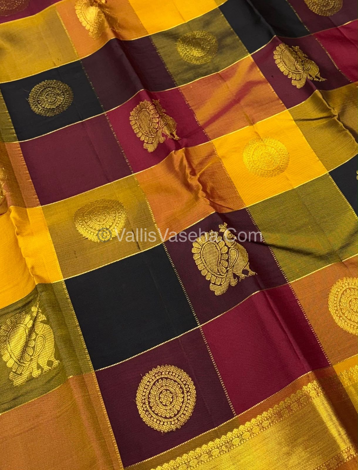 Pure Kanchipuram Silk Saree | Pazhum Pazhamum Checks |VVPS017