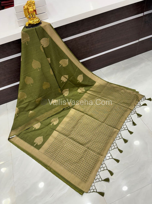 Banarasi - Heritage Silk - Semi Kathan Silk -  Mehind Green Shade - VVBHS007