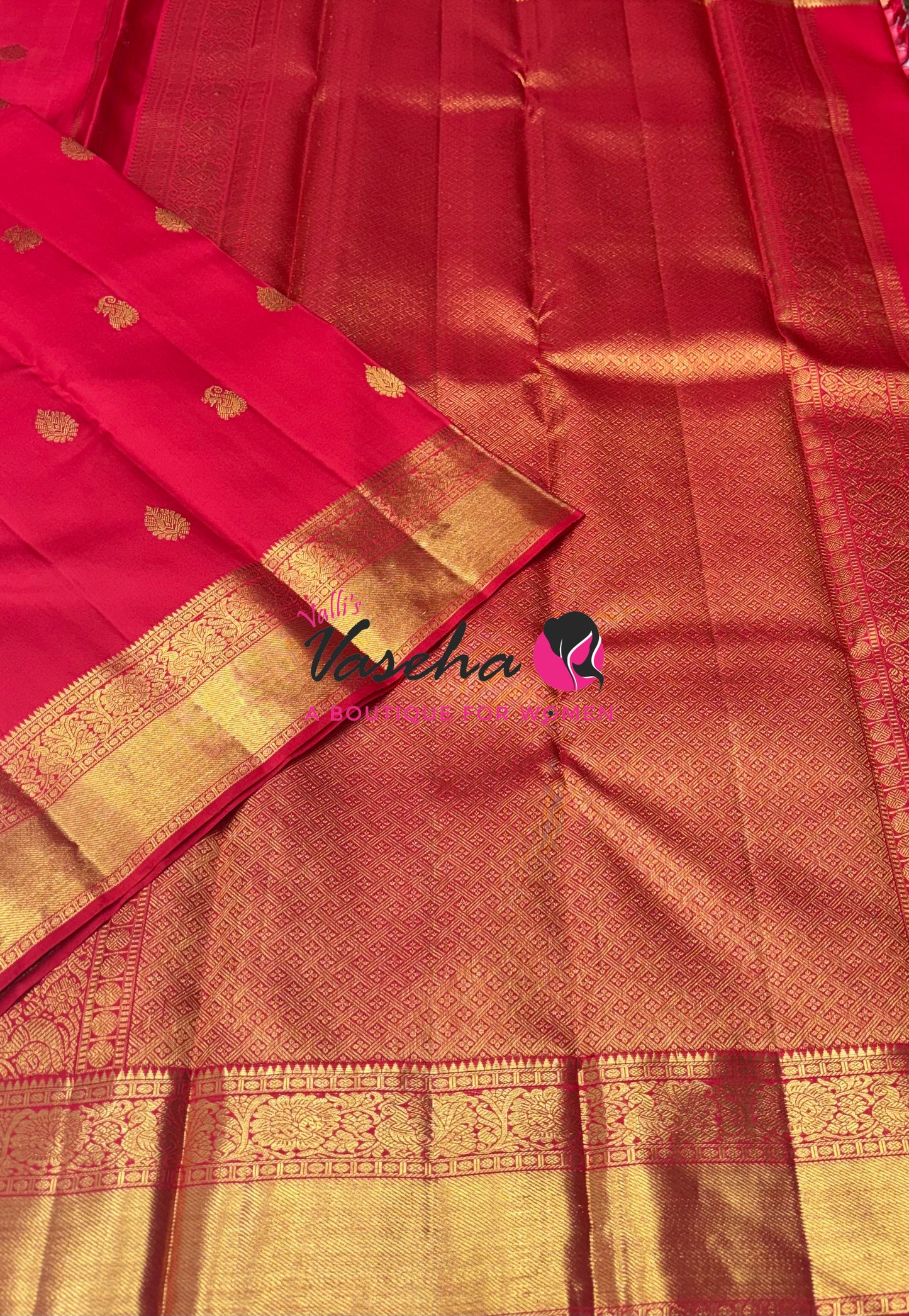 Pure Kanchipuram Silk Saree - Red Shade  - VVPS067