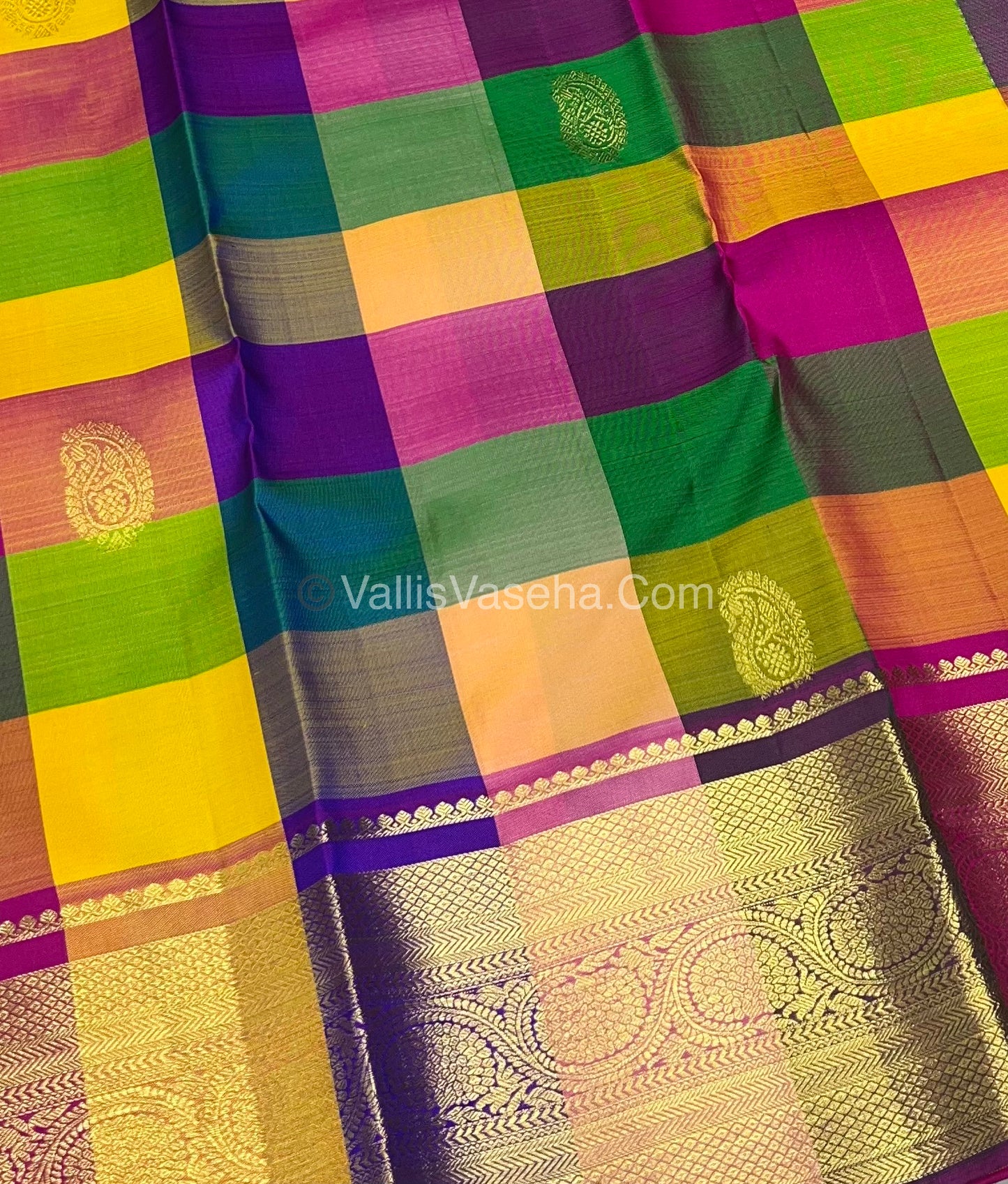 Pure Kanchipuram Silk Saree - Pazhum Pazhamum Checks - VVPS017