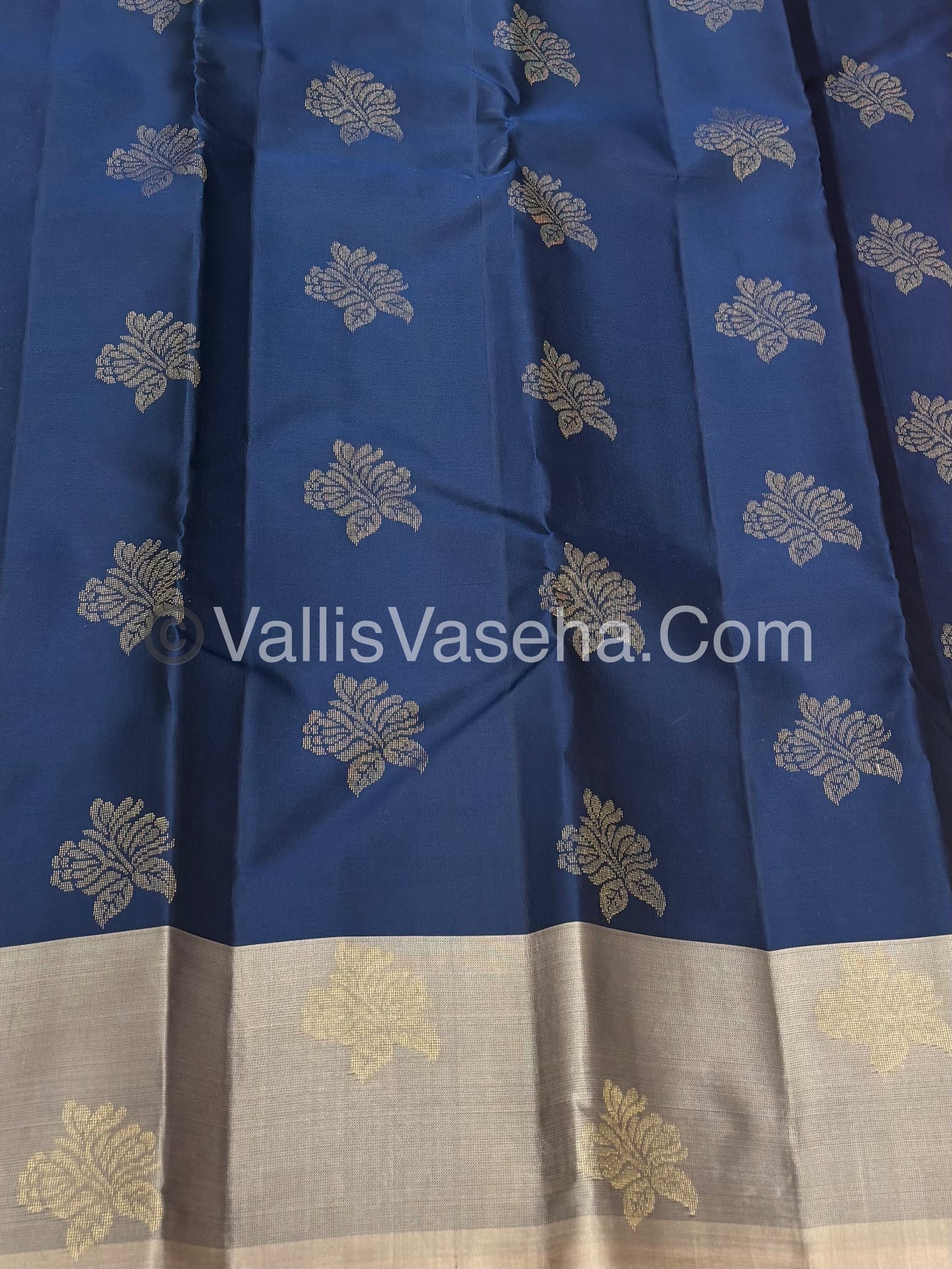 Half Mix - Pure Soft Silk Saree - VVPSS075
