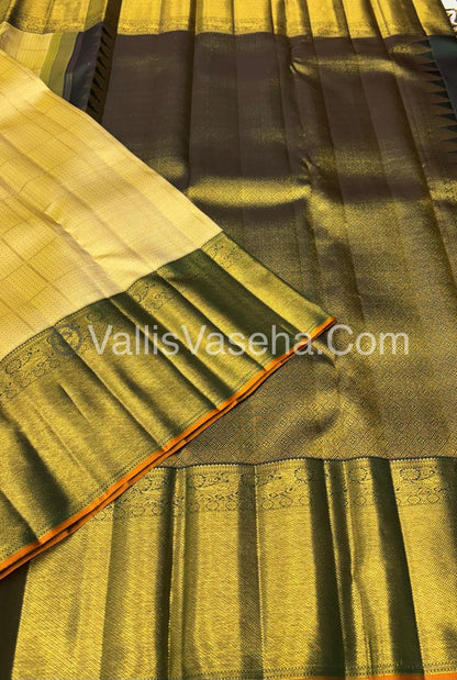 Pure Bridal Korvai Kanchipuram Silk Saree - Cream Gold & Green Combo - VVPS052