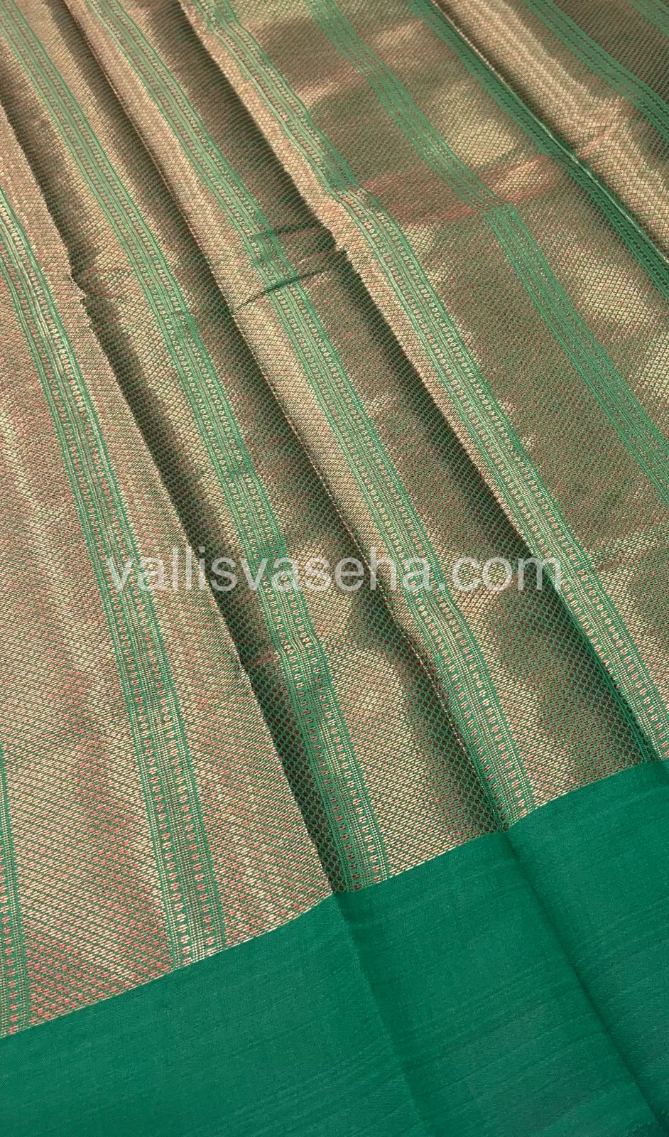 Banarasi - Copper Zari Saree - VVCZ001