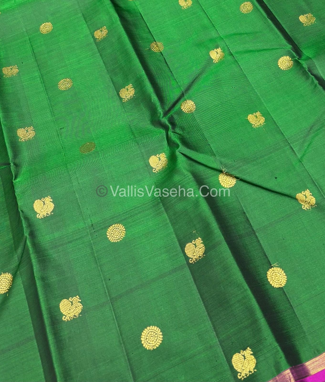 Pure Kanchipuram Silk Saree - Green & Purplish Pink Combo - VVPS020