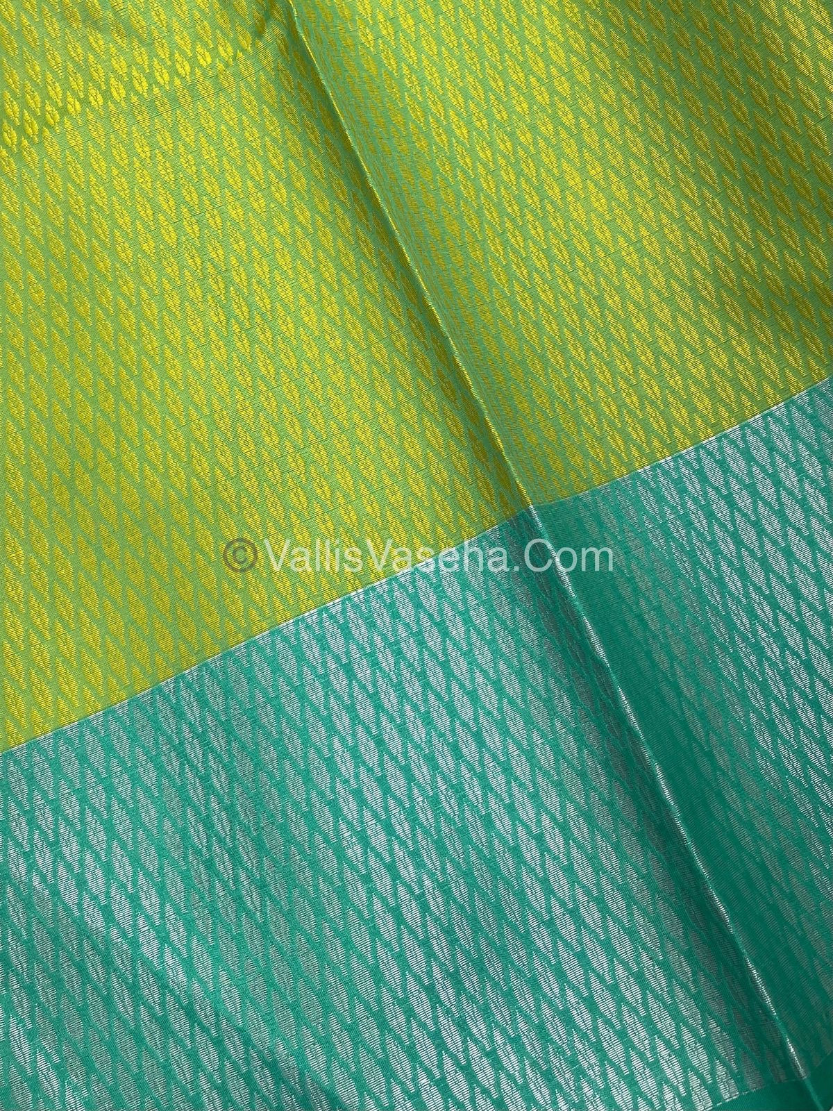 Pure Mul Mul Cotton | Unstitched Material | VVUSM019