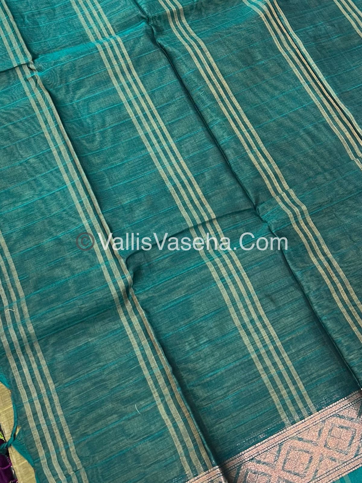 Dhaka Cotton Saree - VVDCS002