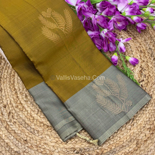 Half Mix - Pure Soft Silk Saree - VVPSS054