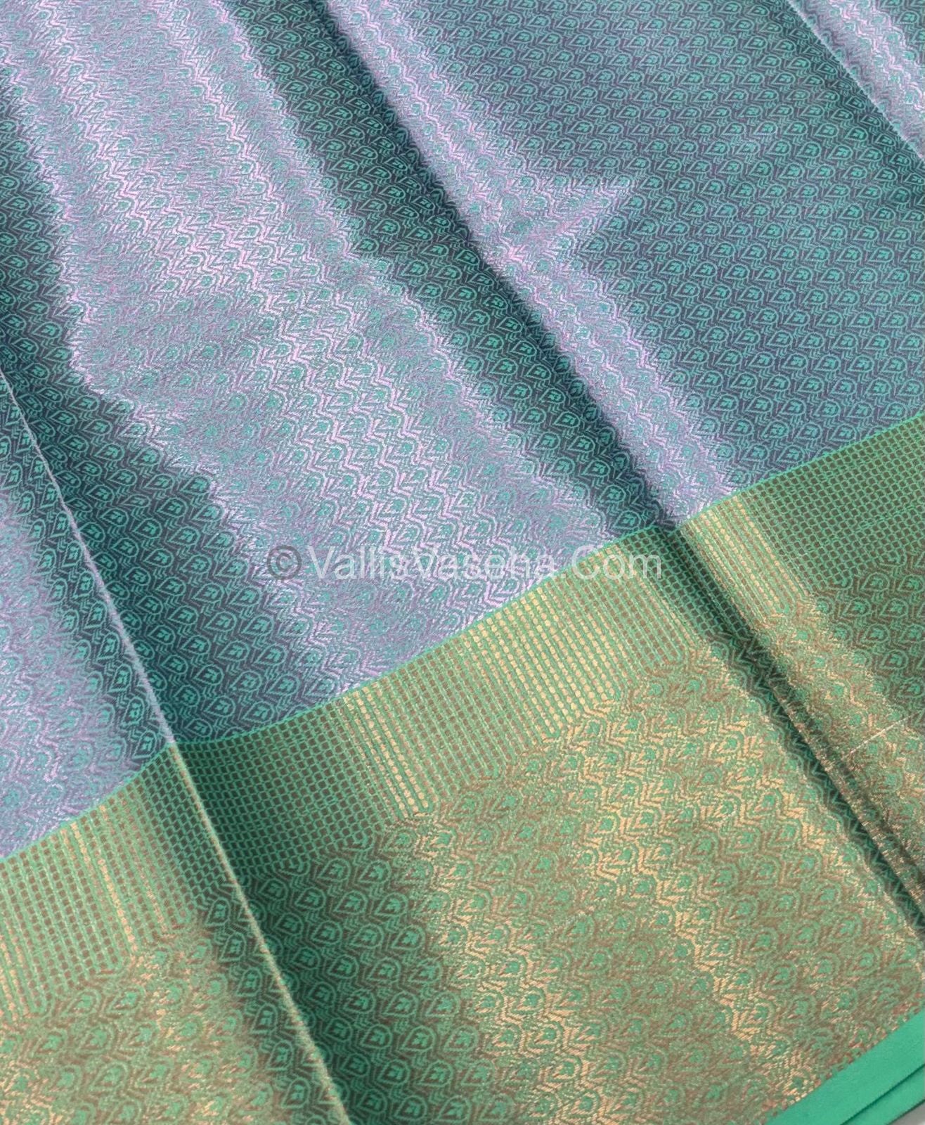 30% less - Offer Saree - Semi Soft Silk Saree - VVDS005