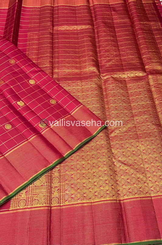 Pure Kanchipuram Silk Saree - Maroon Shade  - VVPS022