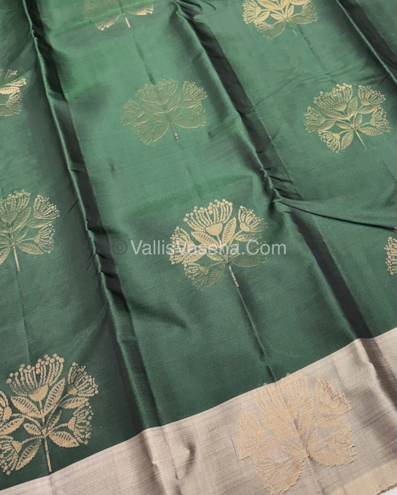 Half Mix - Pure Soft Silk Saree - VVPSS054