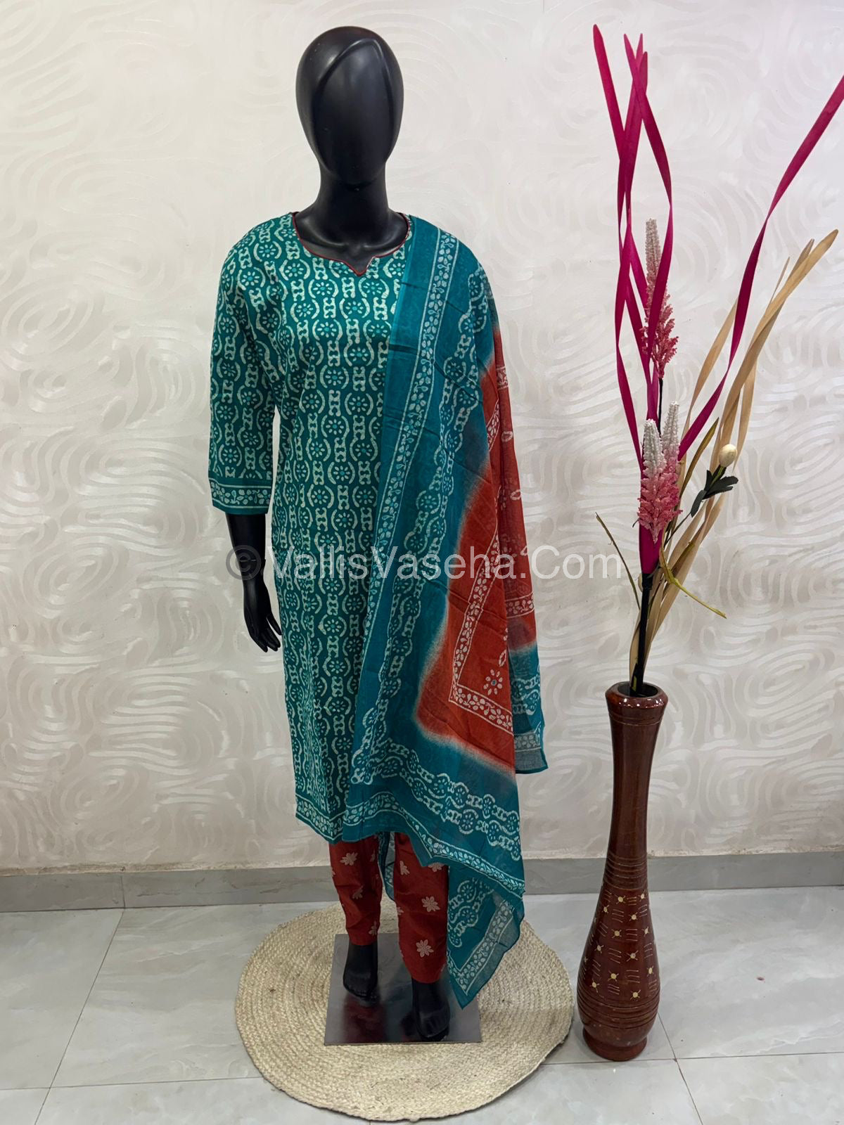 Ready Made - Salwar, Kameez & Duppatta(3pc) - Printed - VVRBS004